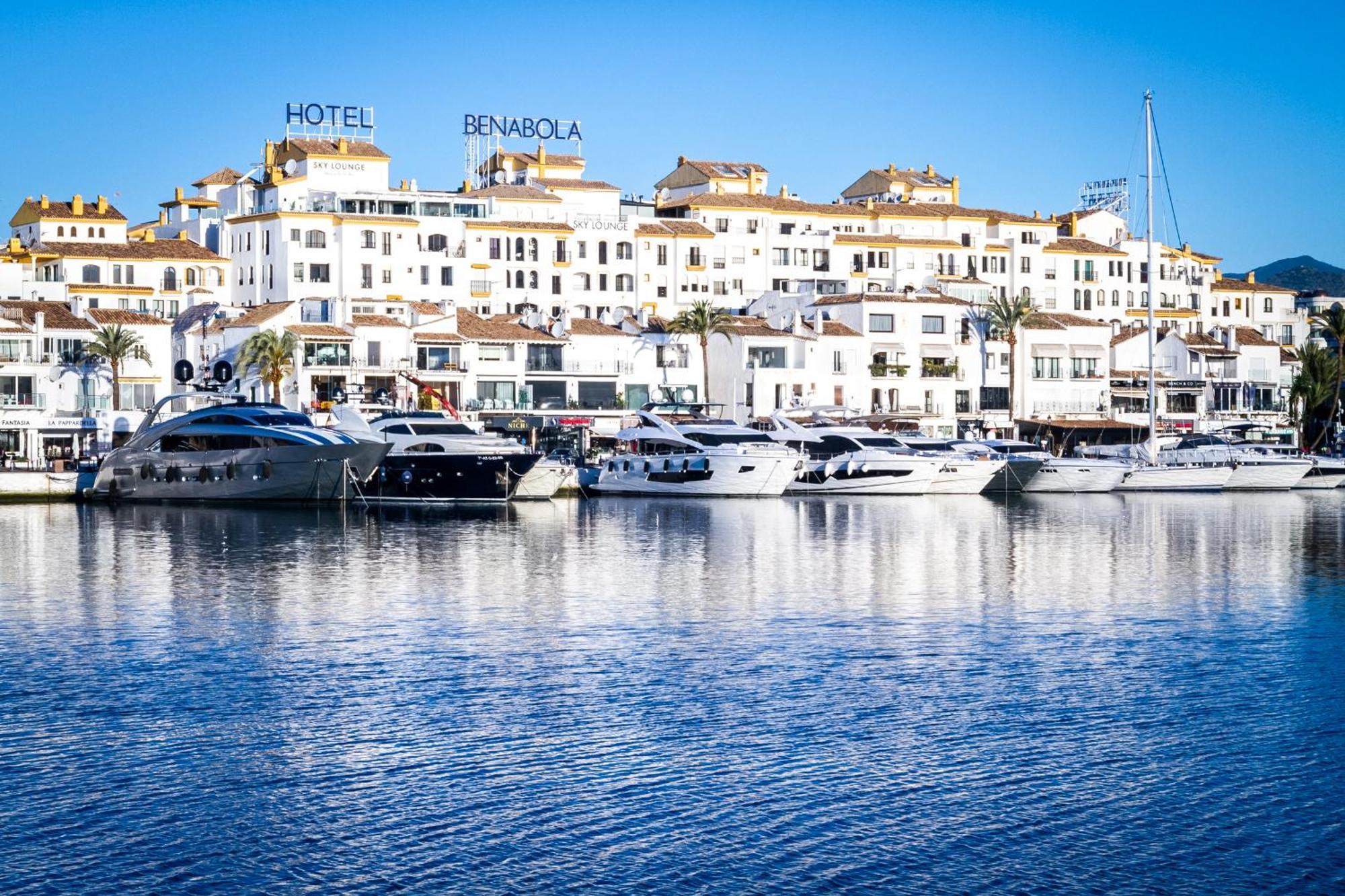 Leilighet Banus - Playas Del Duque Beachside Complex *