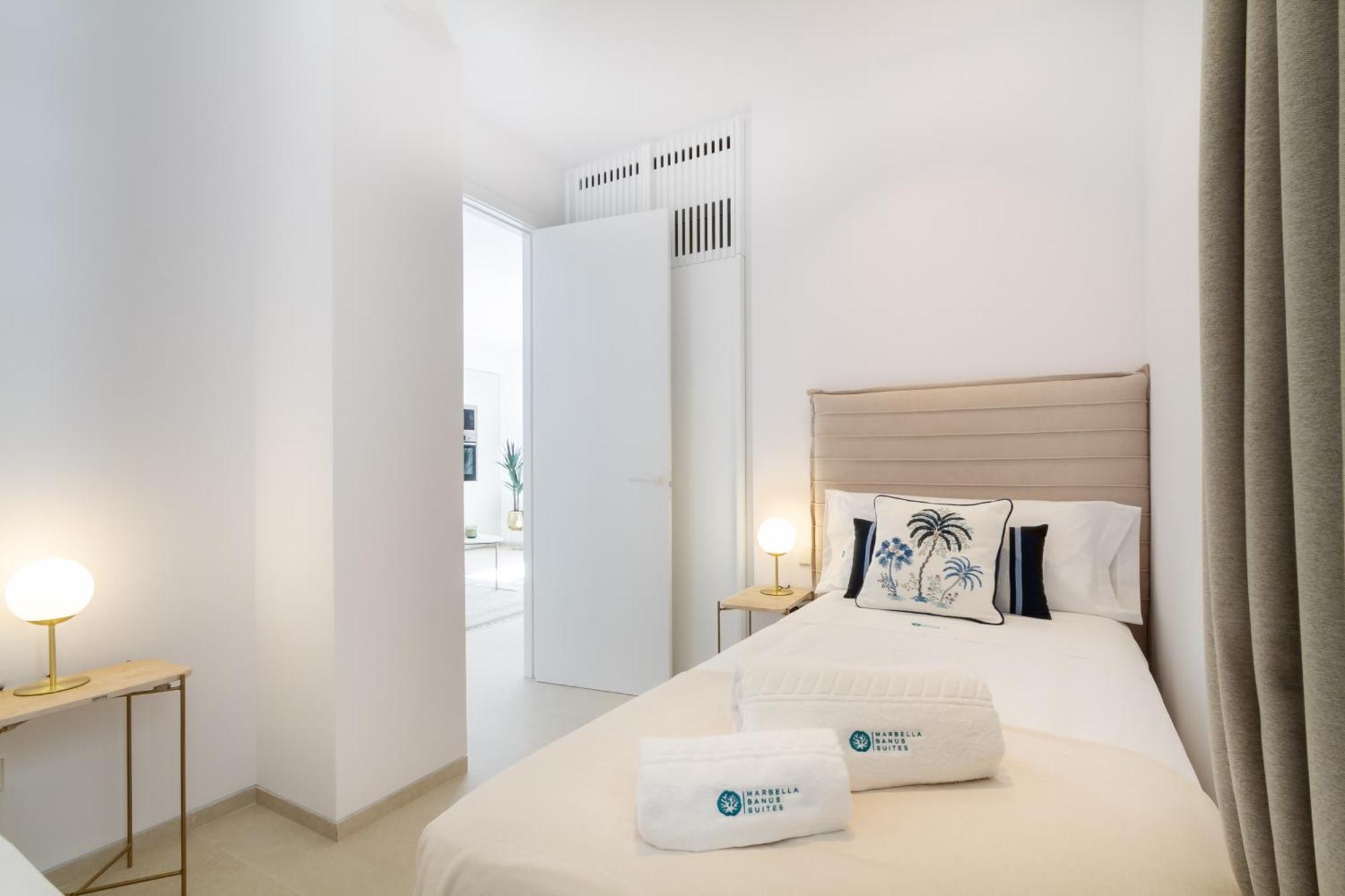 Banus - Playas Del Duque Beachside Complex