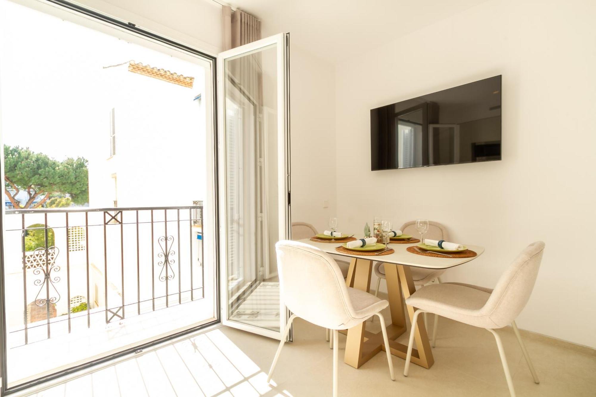 Banus - Playas Del Duque Beachside Complex