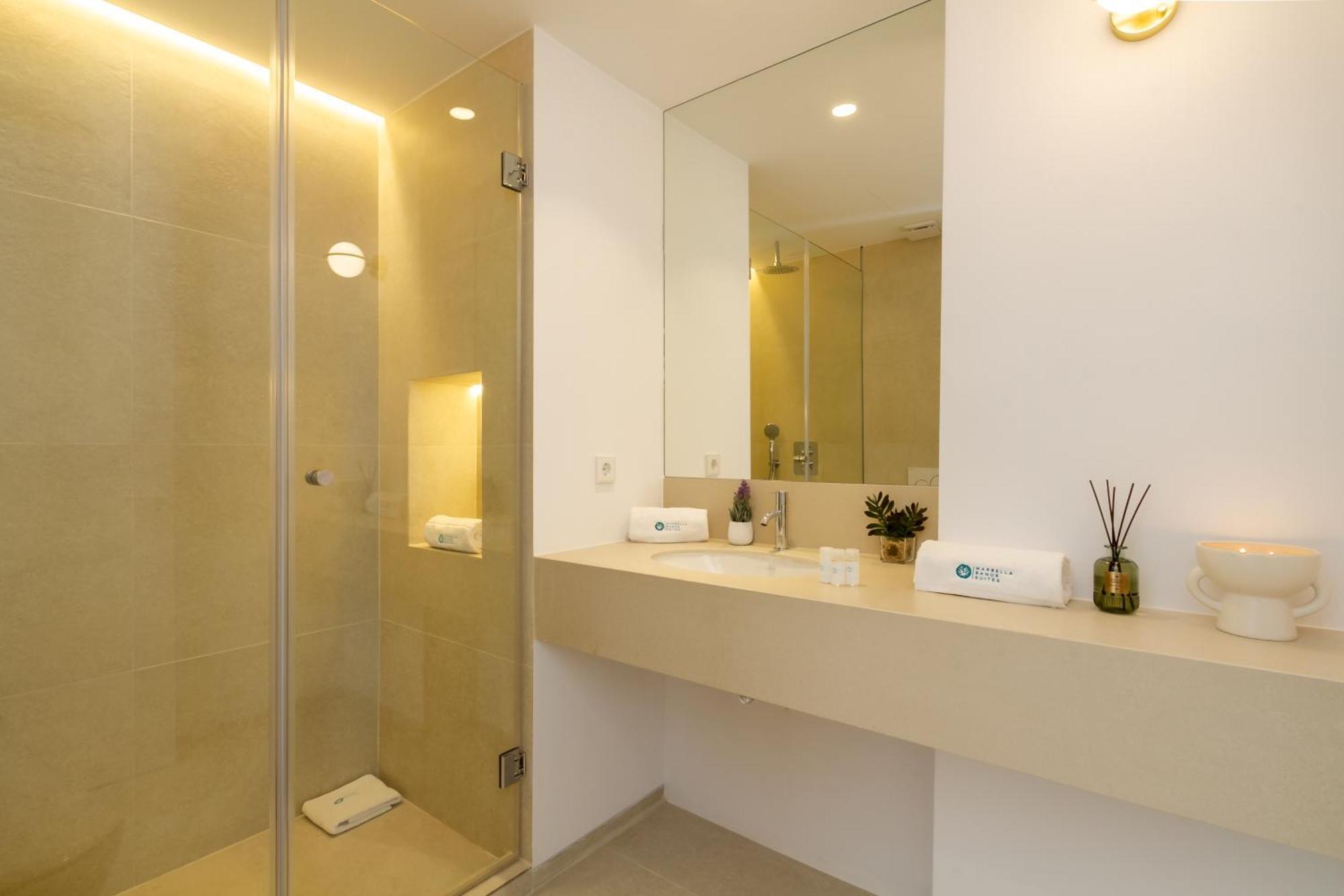 Banus - Playas Del Duque Beachside Complex Marbella
